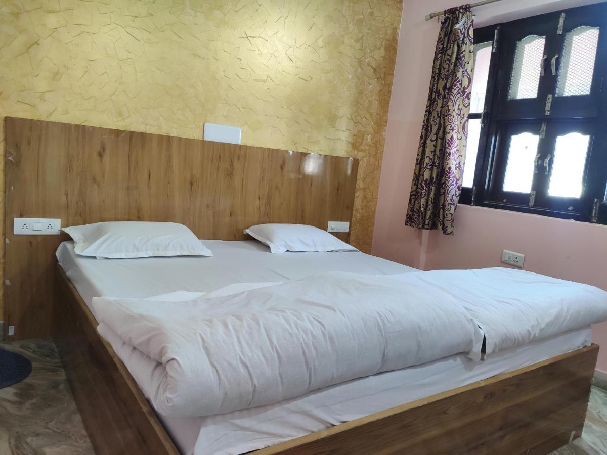 Choudhary Guest House Udajpur Zewnętrze zdjęcie